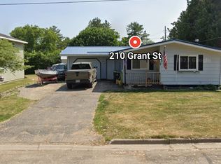 210 Grant St, Oconto Falls, WI 54154