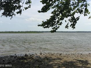 1981 Leedstown Rd, Colonial Beach, VA 22443