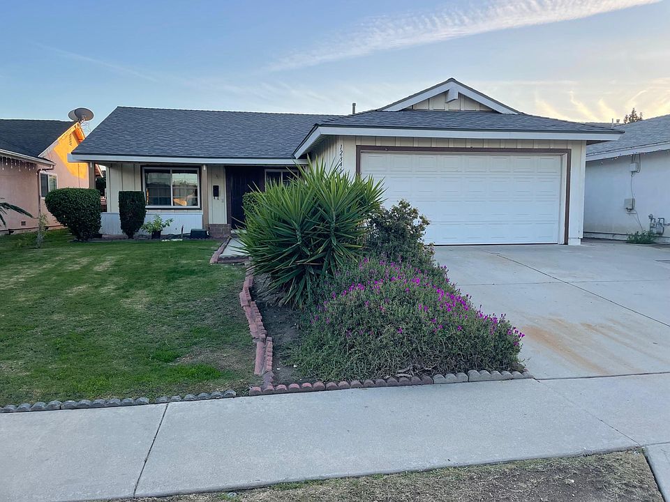 1st image of 12346 La Jara Ln