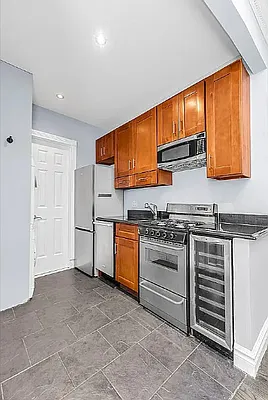 Rented by REAL New York | media 11