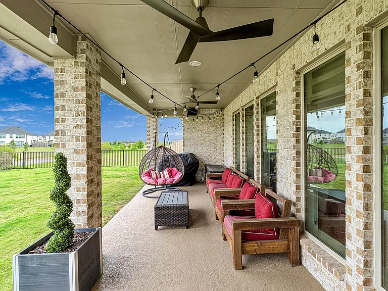 5615 Logan Ridge Ln — Photo 42