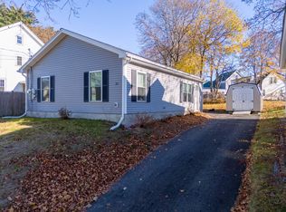 21 Nichols St, Lewiston, ME 04240