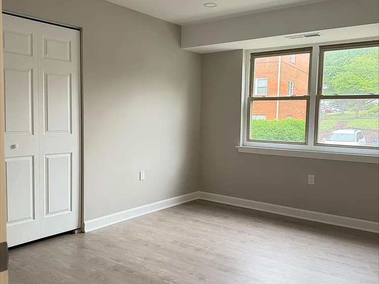 5931 Quantrell Ave #101 — Photo 10