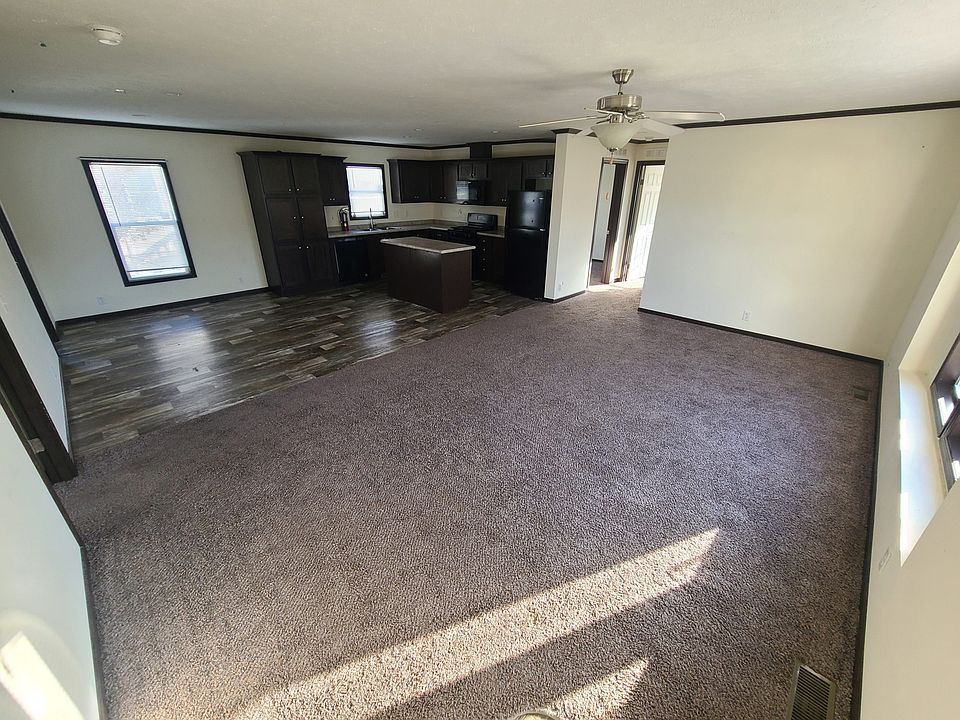 1st image of 516 Courtland Ln #651