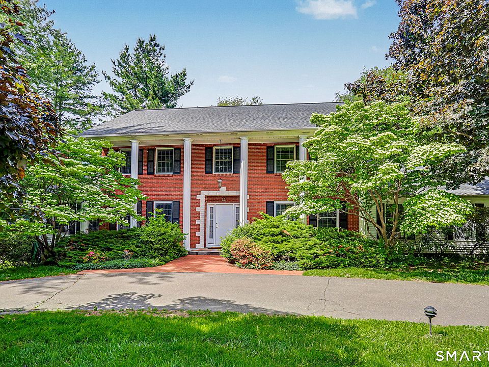 1st image of 11 Tanglewood Drive