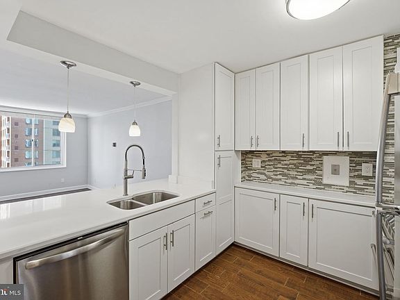 3rd image of 11801 Rockville Pike APT 807