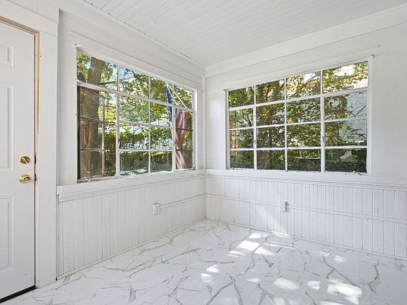 5th image of 116 Green St