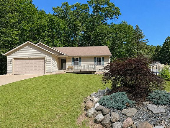 2nd image of 4122 Duck Lake Rd