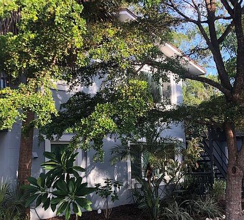 4th image of 422 Julia Pl Unit A