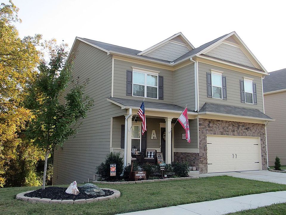 2nd image of 41 Persian Ivy Way