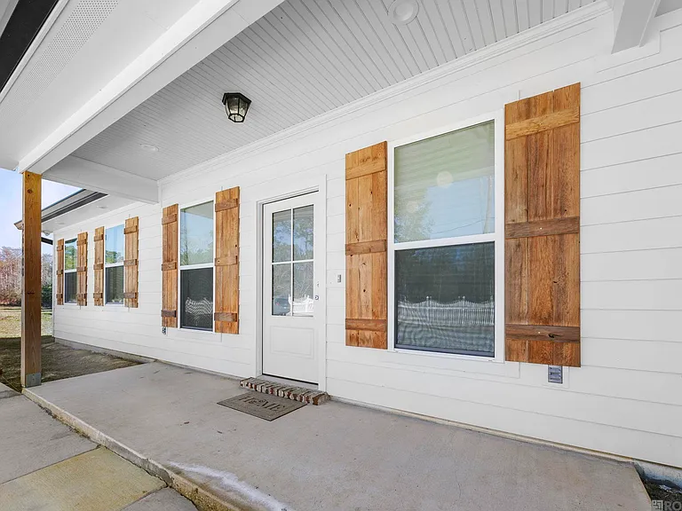 26400 Ponchatoula Dr — Photo 3