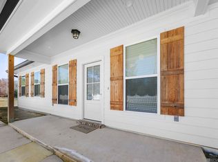 26400 Ponchatoula Dr, Springfield, LA 70462