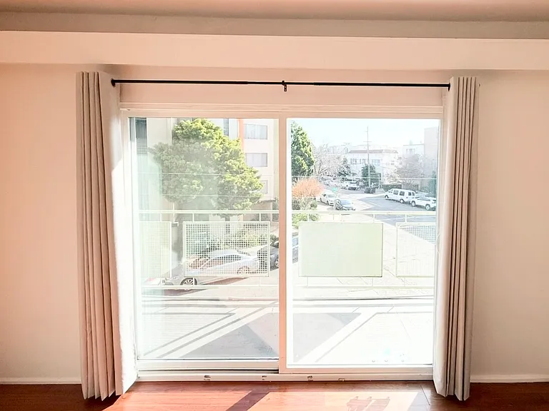172 Athol Ave #23 — Photo 1