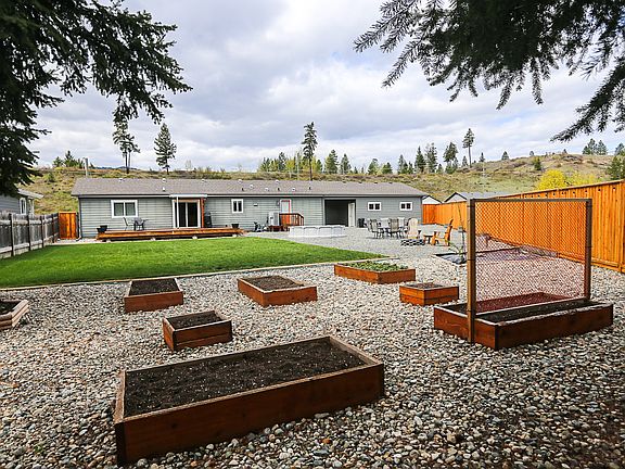 3rd image of 440 Siska Dr