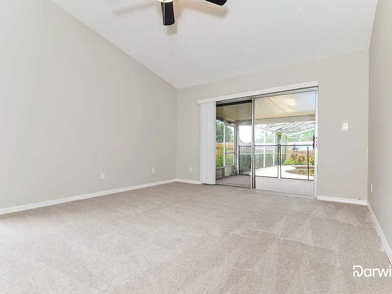 104 Holderness Dr — Photo 10