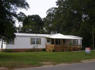 704 W Commerce St, Hartford, AL 36344