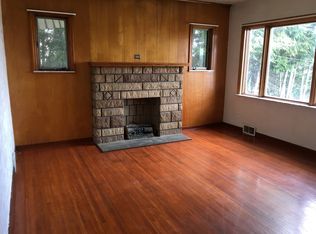 803 W Vine St, Mount Pleasant, PA 15666