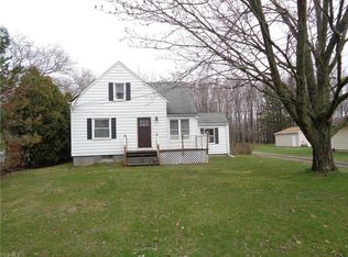 27256 Cook Rd, Olmsted Township, OH 44138