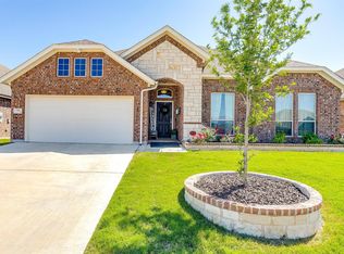729 Franklin Dr, Joshua, TX 76058