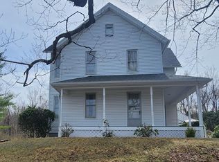 214 Gravel Pond Rd, Clarks Summit, PA 18411