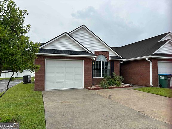 2nd image of 136 Town Park Dr