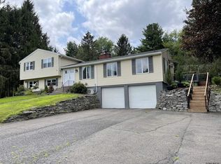 1509 County Route 51, Hannacroix, NY 12087