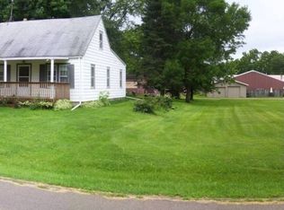 105 S Pecatonica St, Winnebago, IL 61088