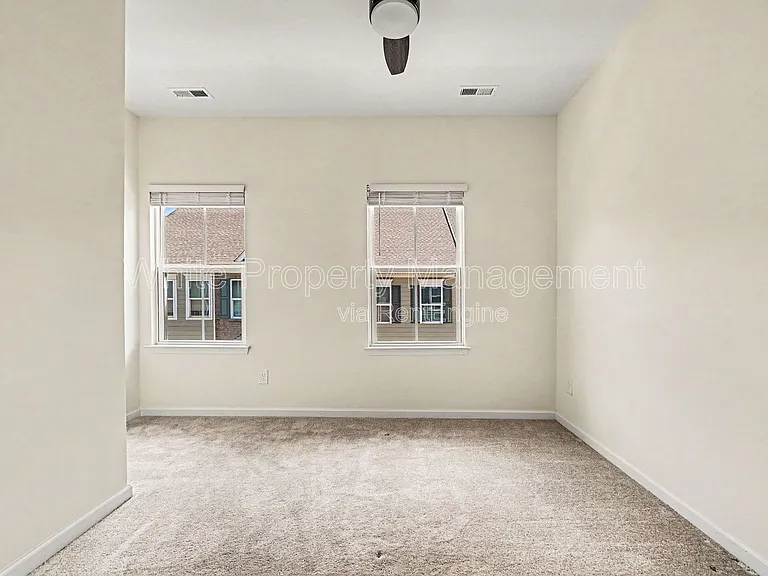 6222 Cleburne Ct — Photo 15