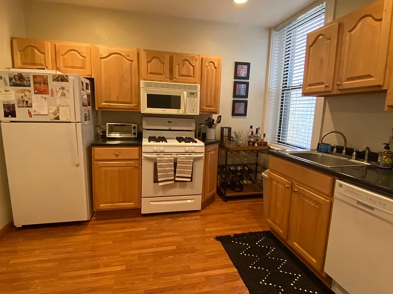 121 Grandview Ave #6 — Photo 5
