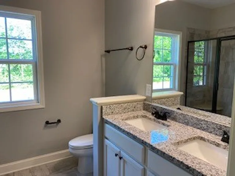 135 Sumner Ct — Photo 30