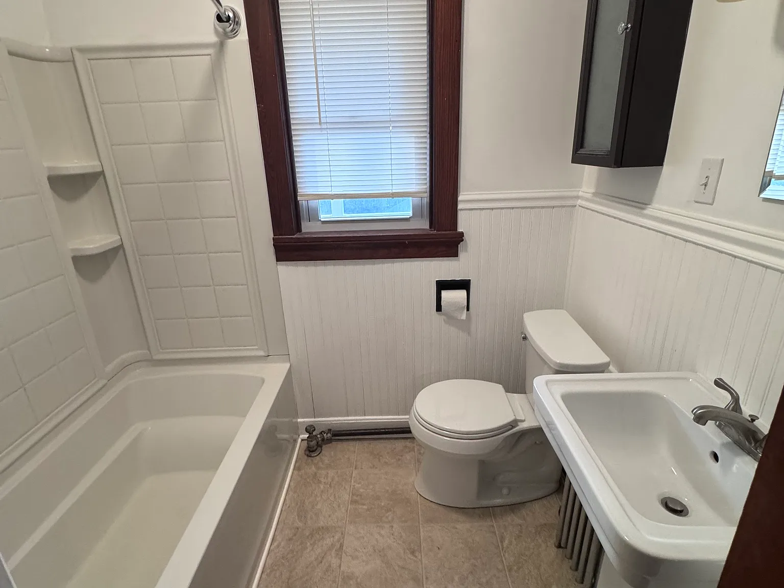 1 bed, 750 sqft, $1,600 — Photo 4