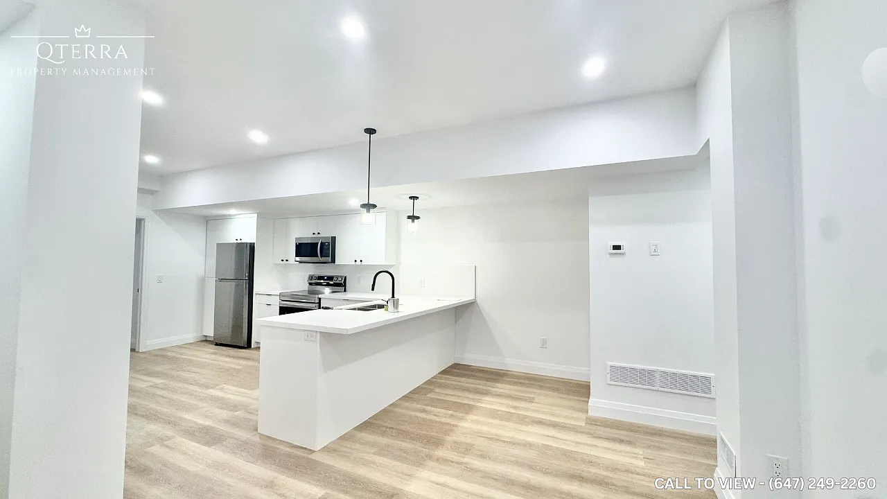 2 bed, 900 sqft, $1,999 — Photo 4