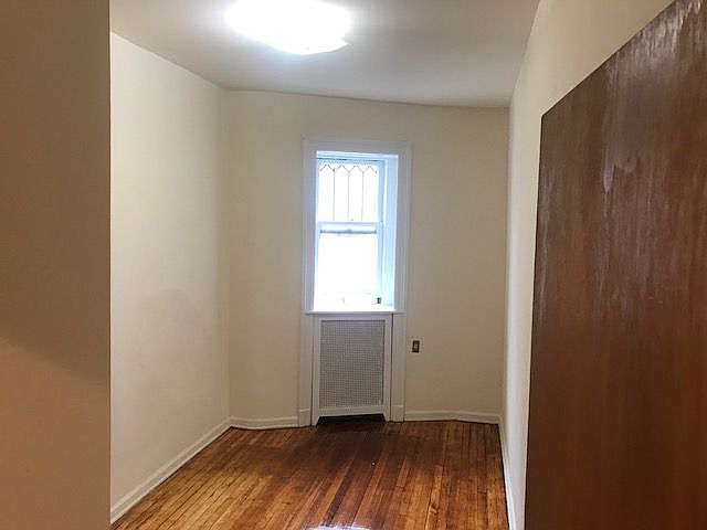 2nd image of 302 W 109th St APT 10