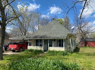 220 E South St, Campbell, MO 63933