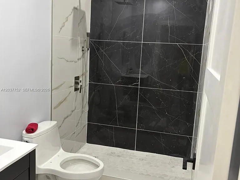 25453 SW 122nd Pl #1 — Photo 8