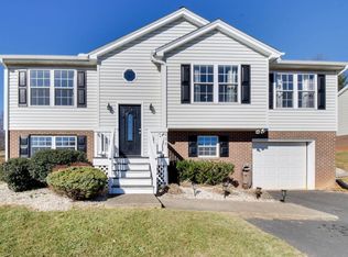 608 Bull Run, Staunton, VA 24401