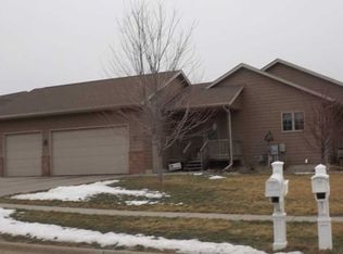 1700 W River Bluff Dr, Brandon, SD 57005