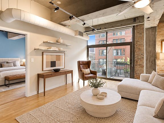 4th image of 400 W Ontario St APT 502