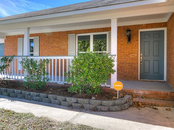 4th image of 2211 Ramblewood Dr