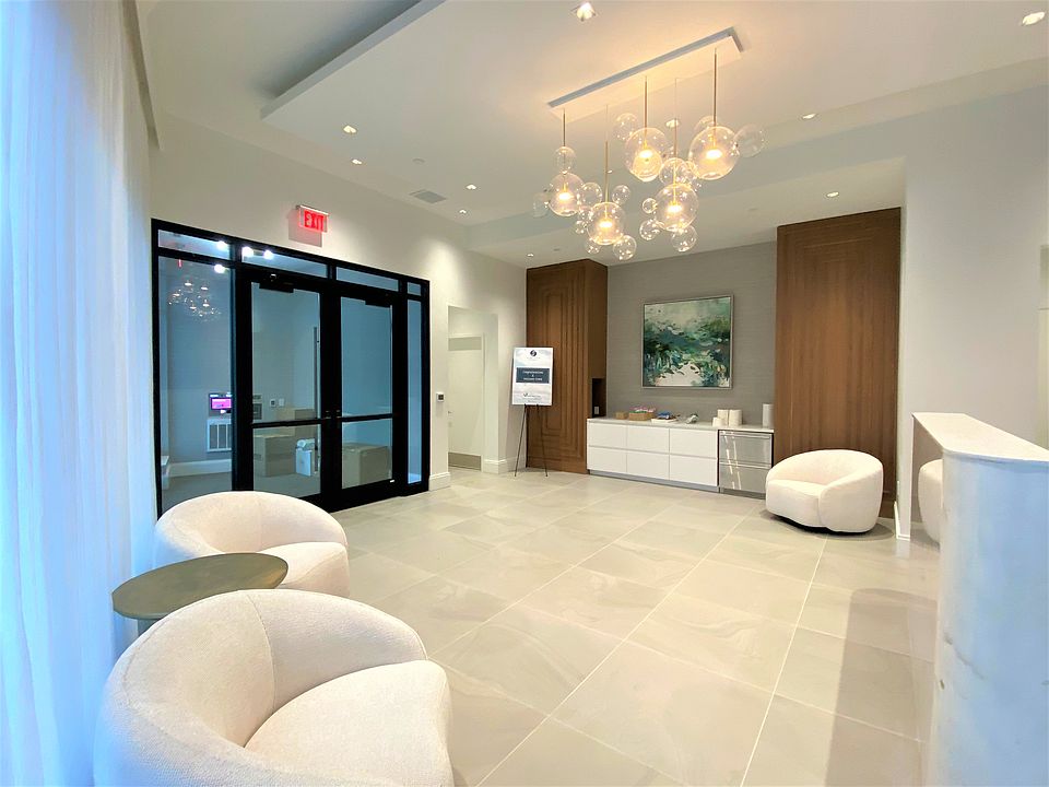 1st image of 191 Washington St #503