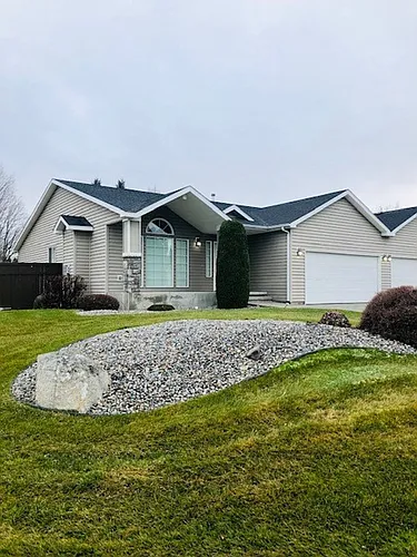 302-309 E Blackhawk Dr Photo 1