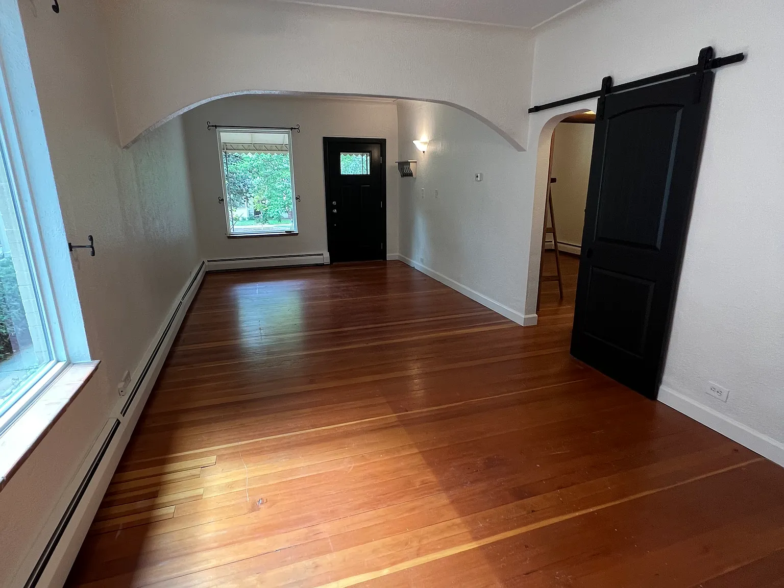 2 bed, 951 sqft, $2,800 — Photo 2