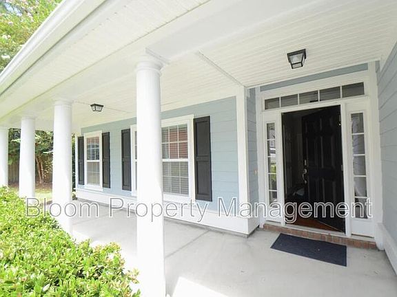 4th image of 8566 Royal Palm Ln
