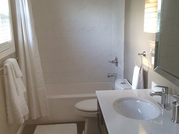 4th image of 602 E 21st St #B