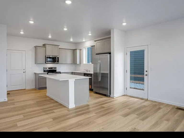 309 Fiord Way — Photo 4