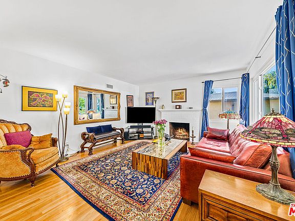 2nd image of 1130 Ashland Ave