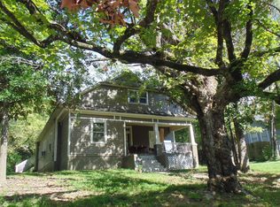 1113 Knoxville Ave APT 1, Athens, TN 37303