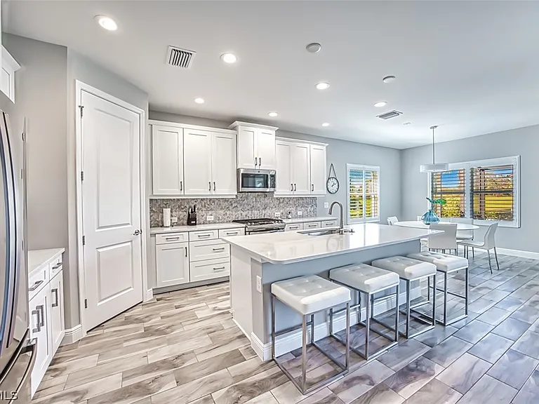 2925 Willow Ridge Ct — Photo 33