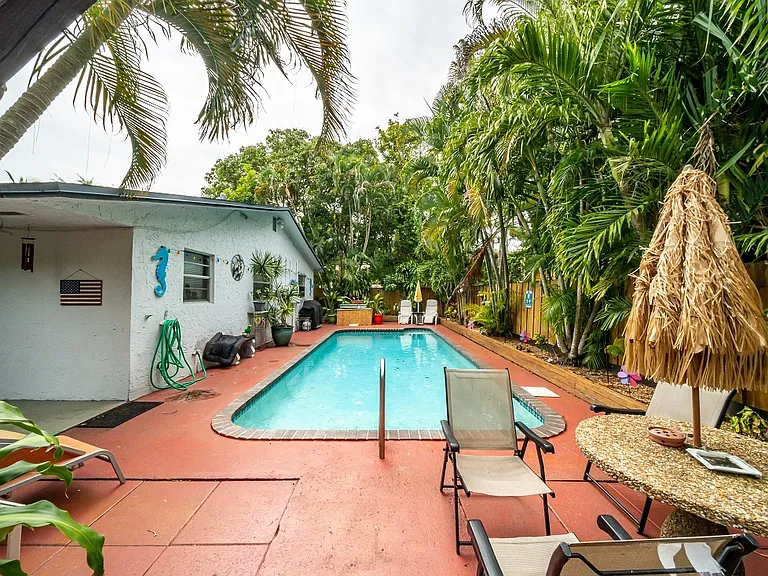 713-717-721 SW 13th Ave — Photo 33