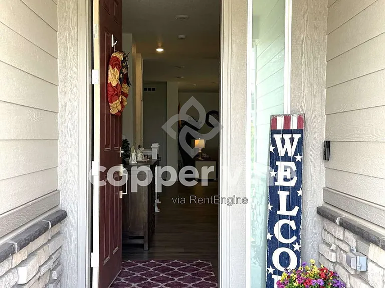 657 176th Ave — Photo 3